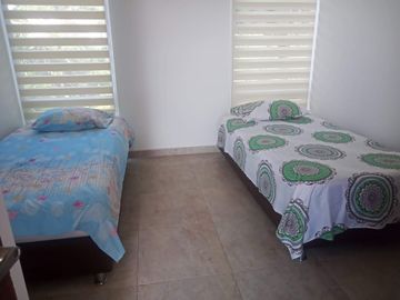 HERMOSA CASA FINCA LA MESA