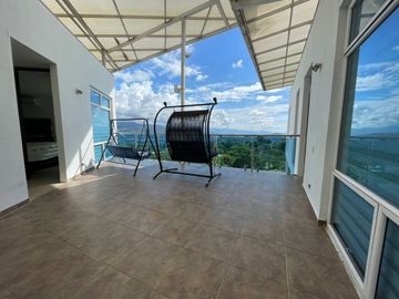 HERMOSA CASA FINCA LA MESA