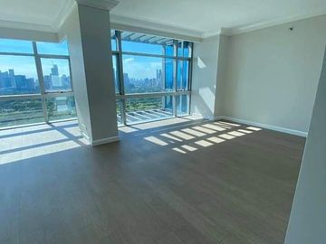 Semi-furnished 3BR for SALE in Pacific Plaza Towers, BGC