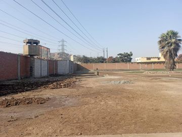 ¡Oportunidad Única en Terreno Estratégico en Puente Piedra, Lima, Perú!