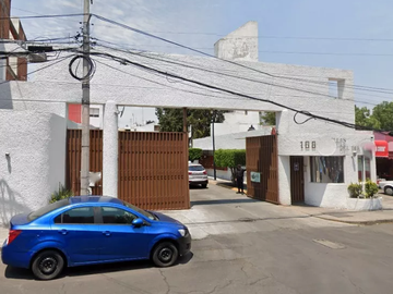 Departamento En Venta De Recuperación Bancaria En Col Pedregal De Carrasco. Cdmx.