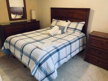 Hermosa casa en venta en condominio privado - Fracc. Colinas de Santa Fe, Xochitepec Mor.