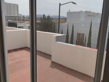 CASA EN VENTA REAL DEL CARMEN - 4 RECAMARAS ENTREGA PARA JULIO 2025