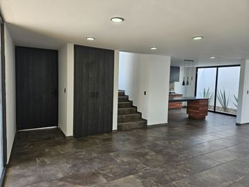 EXCELENTE CASA PREVENTA