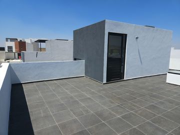EXCELENTE CASA PREVENTA