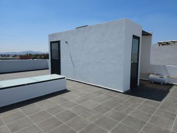 EXCELENTE CASA PREVENTA