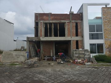 EXCELENTE CASA PREVENTA