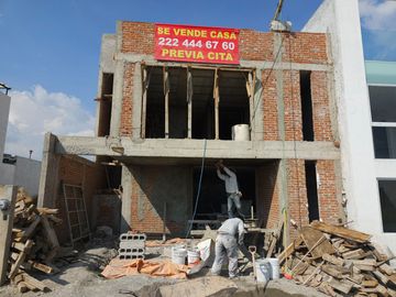 EXCELENTE CASA PREVENTA