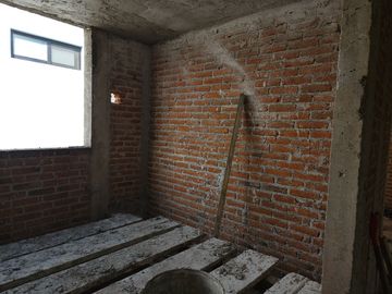 EXCELENTE CASA PREVENTA