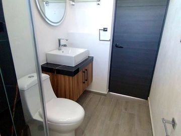 Casa sola con alberca en fracc. Granjas Mérida de Temixco