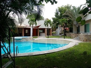Bonita casa en venta - Fraccionamiento Club de Golf Santa Fe, Xochitepec, Morelos