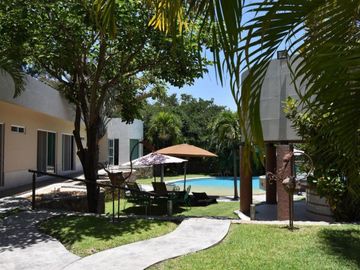Bonita casa en venta - Fraccionamiento Club de Golf Santa Fe, Xochitepec, Morelos