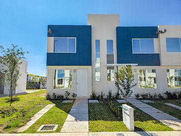 Venta de Casa 3 Recamaras con Alberca a 45 min de la CDMX.
