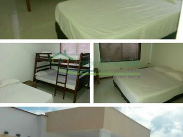 VENDEMOS HERMOSA CASA CON PISCINA PRIVADA