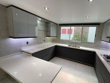 CASA EN VENTA. VILLA QUIETUD. COYOACAN. CDMX