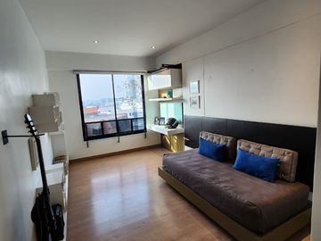 Vendo hermoso departamento remodelado con vista al golf los incas