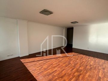 OPORTUNIDAD!! $100.000 Vendo Amplio departamento en Ponceano Alto