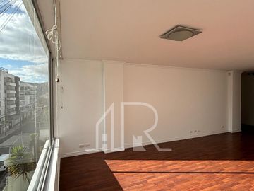 OPORTUNIDAD!! $100.000 Vendo Amplio departamento en Ponceano Alto