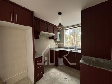OPORTUNIDAD!! $100.000 Vendo Amplio departamento en Ponceano Alto