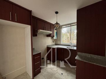 OPORTUNIDAD!! $100.000 Vendo Amplio departamento en Ponceano Alto