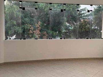 Dúplex frente a parque Urb. Alpamayo $ 170,000