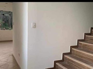 Dúplex frente a parque Urb. Alpamayo $ 170,000