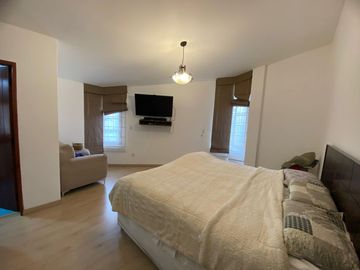 VENDO HERMOSA CASA EN SAN BORJA