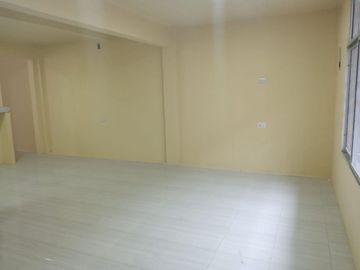Venta de Casa en Mapasingue en el sector de la empresa Santa Priscila, Ubicada en la ciudadela Colinas del Hipódromo