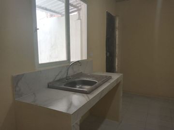 Venta de Casa en Mapasingue en el sector de la empresa Santa Priscila, Ubicada en la ciudadela Colinas del Hipódromo