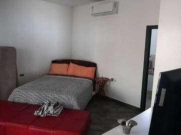 CASA EN VENTA SANTA MARIANITA