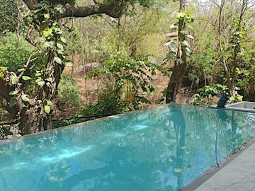 Ultra-Luxury Brand New House with Glass Elevator for Sale in Ayala Alabang Village, Muntinlupa