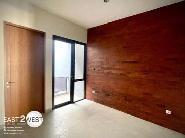 Dijual Rumah Cluster Kencana Loka Extension BSD City Tangerang Selatan Bagus Cantik Murah Siap Huni