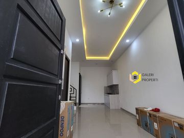 Rumah KP Ciracas Kelapa Dua Wetan,Baru 2 LANTAI Mewah Murah di Jaktim Kota Jakarta Timur Jual Dijual