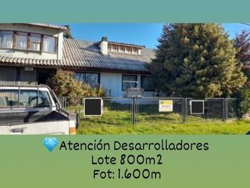 Atención   Desarrolladores / Inversores - Familias. VENTA  Casa con gran potencial.