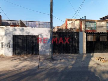 Venta De Terreno Comercial o Vivienda en Cercado de Lima