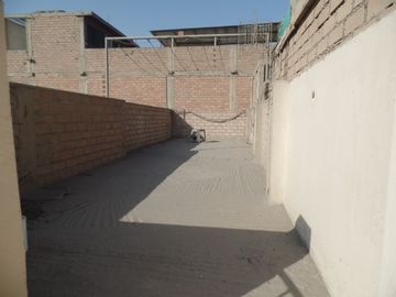 ¡Ubicadisima! Casa en Avenida - Urb. San Diego SMP