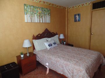 ¡Ubicadisima! Casa en Avenida - Urb. San Diego SMP