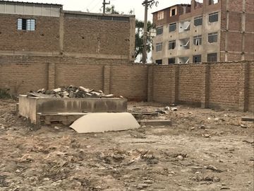 Oportunidad Única: Vendo Terreno Bien Ubicado En Chacra Cerro Comas