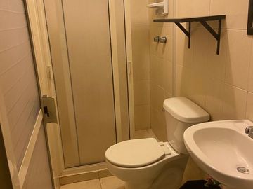 DEPARTAMENTO TIPO LOFT AMUEBLADO A UNA CUADRA DE LA ALAMEDA CENTRICO