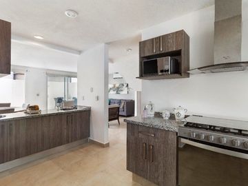 Venta de casa en Fraccionamiento La Vista Residencial con amenidades