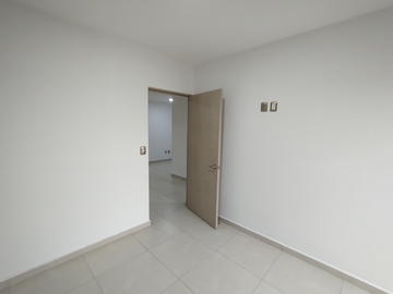 DEPARTAMENTO EN CONJUNTO RESIDENCIAL PRIVALTA GRANJAS MEXICO CERCA DE METRO COYUYA.