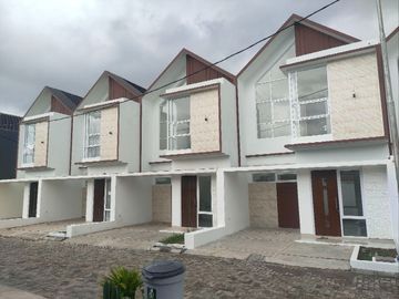 Rumah Luq Cibiru,Baru 2 LANTAI Murah Mewah Dekat Toll Cileunyi di Dkt Kota Bandung Timur Jual Dijual
