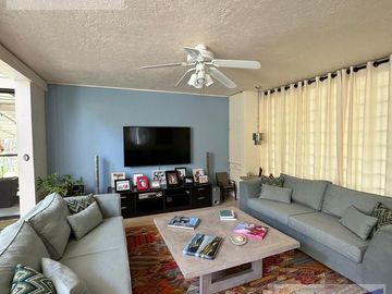 SE VENDE CASA SOLA FRACCIONAMIENTO BURGOS CON FRONTON TEMIXCO MORELOS.