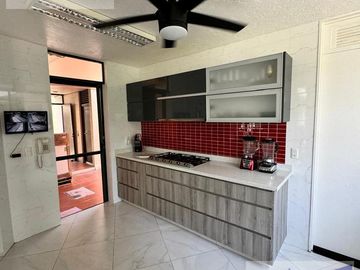 SE VENDE CASA SOLA FRACCIONAMIENTO BURGOS CON FRONTON TEMIXCO MORELOS.