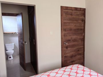 Venta de casas en la la Urbanización La Martina, 3 dormitorios, a crédito.