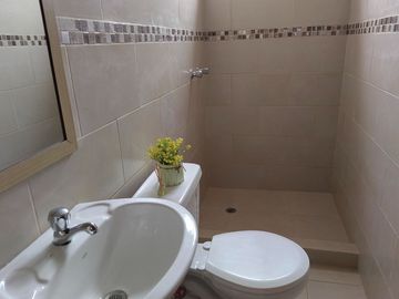 Venta de casas en la la Urbanización La Martina, 3 dormitorios, a crédito.