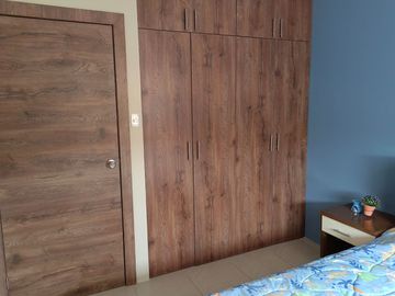 Venta de casas en la la Urbanización La Martina, 3 dormitorios, a crédito.