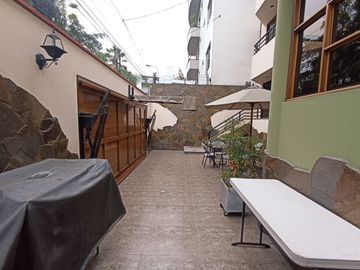 VENTA DEPARTAMENTO CON AMPLIA TERRAZA EN URB. CHACARILLA SURCO