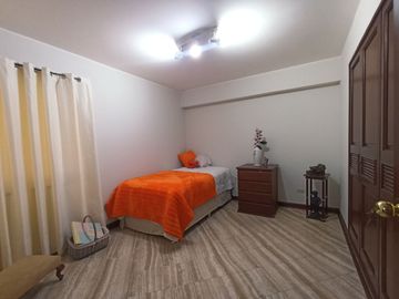 VENTA DEPARTAMENTO CON AMPLIA TERRAZA EN URB. CHACARILLA SURCO