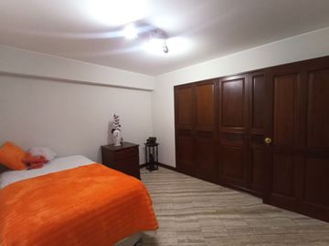 VENTA DEPARTAMENTO CON AMPLIA TERRAZA EN URB. CHACARILLA SURCO